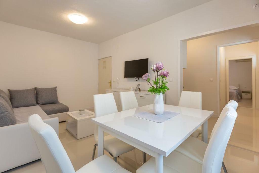 Tatijana Holiday Apartments Makarska Exterior foto